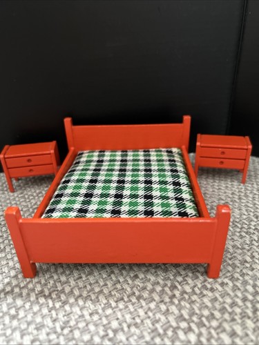 Vintage dolls house - vintage, furniture
