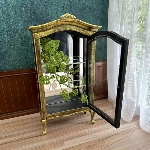 Scale dolls house - 1:12,